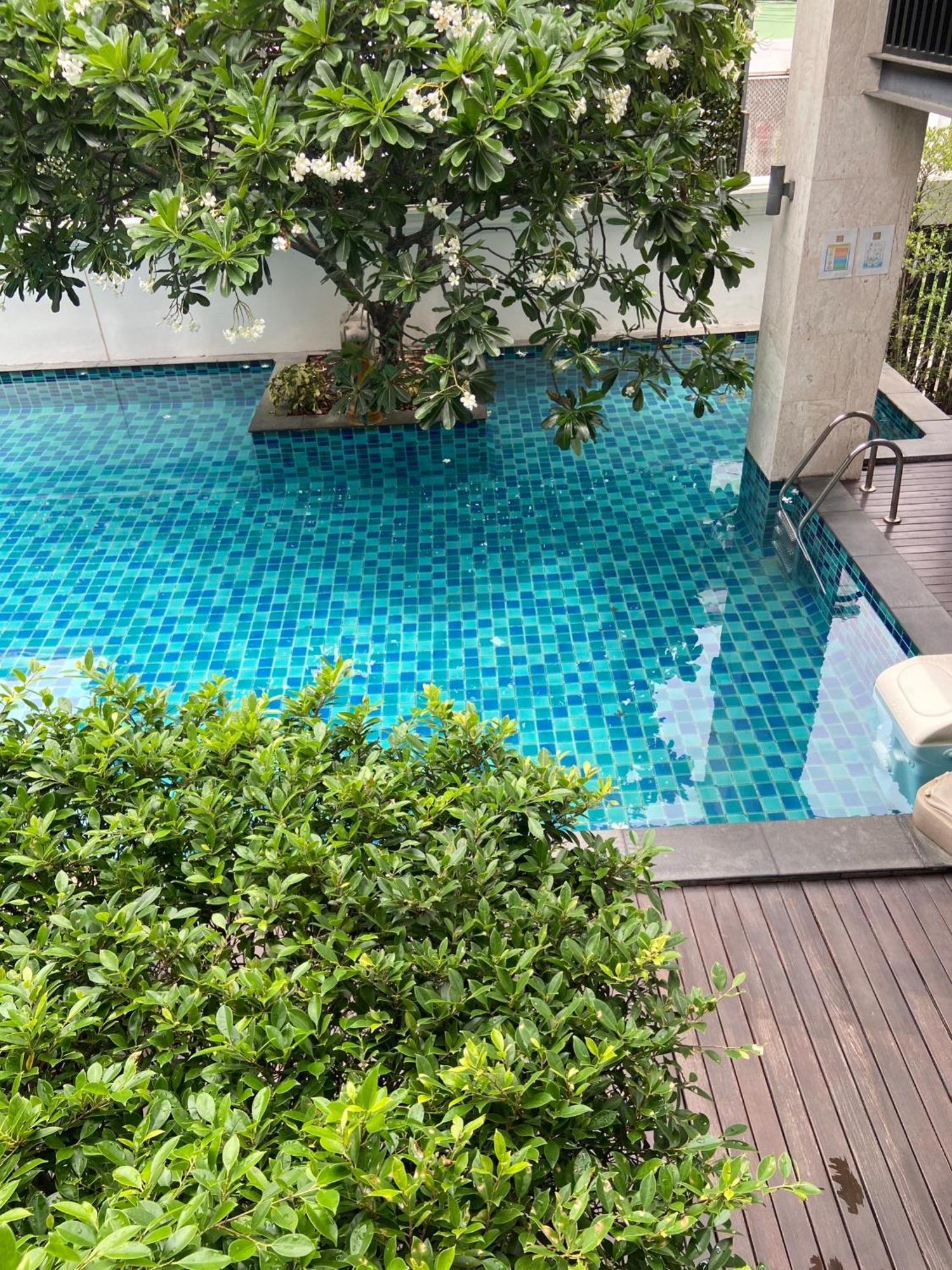 Yotaka Bangkok Hotel Exterior foto